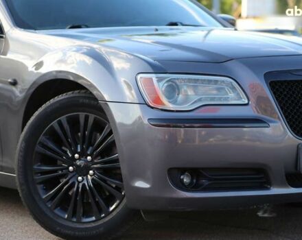 Крайслер 300C, объемом двигателя 0 л и пробегом 125 тыс. км за 12600 $, фото 3 на Automoto.ua