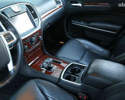 Крайслер 300C, объемом двигателя 0 л и пробегом 125 тыс. км за 12600 $, фото 21 на Automoto.ua