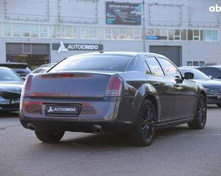 Крайслер 300C, объемом двигателя 0 л и пробегом 125 тыс. км за 12600 $, фото 6 на Automoto.ua