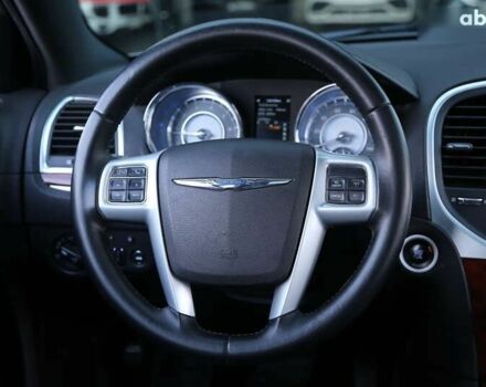 Крайслер 300C, объемом двигателя 0 л и пробегом 125 тыс. км за 12600 $, фото 14 на Automoto.ua