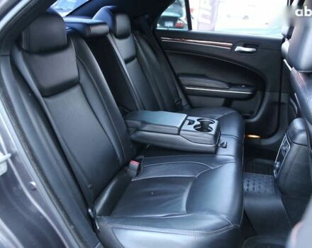 Крайслер 300C, объемом двигателя 0 л и пробегом 125 тыс. км за 12600 $, фото 9 на Automoto.ua