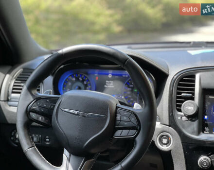 Крайслер 300C, объемом двигателя 3.61 л и пробегом 161 тыс. км за 18999 $, фото 26 на Automoto.ua