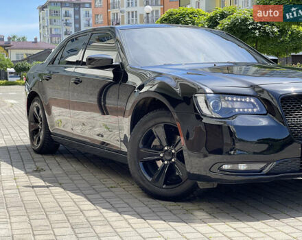 Крайслер 300C, объемом двигателя 3.61 л и пробегом 161 тыс. км за 18999 $, фото 4 на Automoto.ua