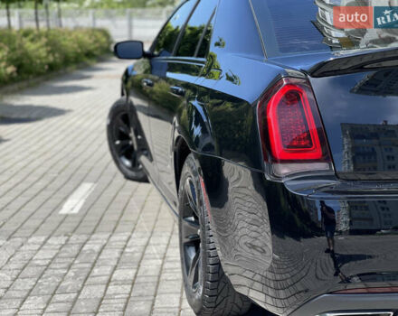 Крайслер 300C, объемом двигателя 3.61 л и пробегом 161 тыс. км за 18999 $, фото 17 на Automoto.ua