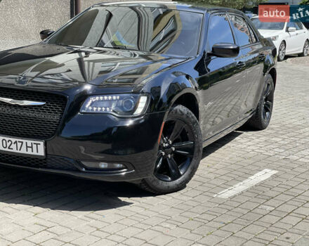 Крайслер 300C, объемом двигателя 3.61 л и пробегом 161 тыс. км за 18999 $, фото 9 на Automoto.ua