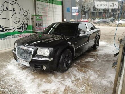 Крайслер 300C, об'ємом двигуна 2.74 л та пробігом 230 тис. км за 8700 $, фото 1 на Automoto.ua