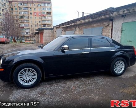 Крайслер 300C, объемом двигателя 2.7 л и пробегом 208 тыс. км за 10700 $, фото 1 на Automoto.ua