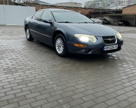 Серый Крайслер 300C, объемом двигателя 2.7 л и пробегом 111 тыс. км за 3500 $, фото 1 на Automoto.ua