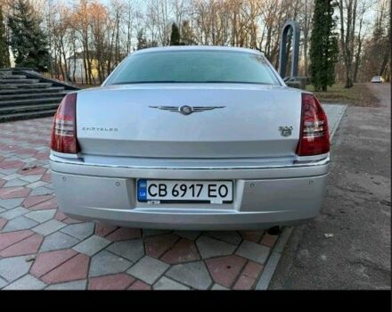 Серый Крайслер 300C, объемом двигателя 3.5 л и пробегом 300 тыс. км за 8588 $, фото 17 на Automoto.ua
