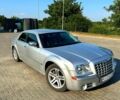 Серый Крайслер 300C, объемом двигателя 3.5 л и пробегом 155 тыс. км за 8500 $, фото 1 на Automoto.ua
