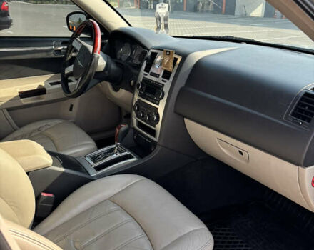 Сірий Крайслер 300C, об'ємом двигуна 2.74 л та пробігом 300 тис. км за 6400 $, фото 10 на Automoto.ua