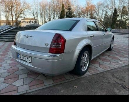 Серый Крайслер 300C, объемом двигателя 3.5 л и пробегом 300 тыс. км за 8588 $, фото 21 на Automoto.ua