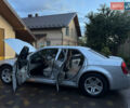 Серый Крайслер 300C, объемом двигателя 2.74 л и пробегом 398 тыс. км за 4950 $, фото 25 на Automoto.ua