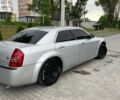 Серый Крайслер 300C, объемом двигателя 2.99 л и пробегом 390 тыс. км за 8700 $, фото 7 на Automoto.ua