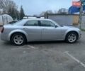 Серый Крайслер 300C, объемом двигателя 2.74 л и пробегом 165 тыс. км за 6500 $, фото 7 на Automoto.ua