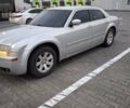 Серый Крайслер 300C, объемом двигателя 3.52 л и пробегом 335 тыс. км за 6500 $, фото 1 на Automoto.ua