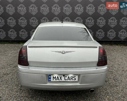 Сірий Крайслер 300C, об'ємом двигуна 3.5 л та пробігом 189 тис. км за 7400 $, фото 4 на Automoto.ua