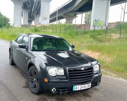 Серый Крайслер 300C, объемом двигателя 3.52 л и пробегом 230 тыс. км за 2950 $, фото 7 на Automoto.ua