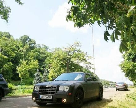 Серый Крайслер 300C, объемом двигателя 3.52 л и пробегом 230 тыс. км за 2950 $, фото 8 на Automoto.ua