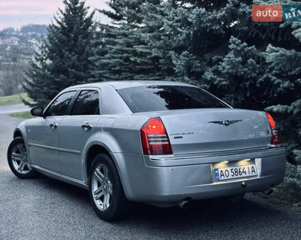 Сірий Крайслер 300C, об'ємом двигуна 3 л та пробігом 280 тис. км за 6000 $, фото 3 на Automoto.ua