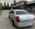 Серый Крайслер 300C, объемом двигателя 2.99 л и пробегом 390 тыс. км за 8700 $, фото 14 на Automoto.ua