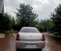 Серый Крайслер 300C, объемом двигателя 2.7 л и пробегом 219 тыс. км за 7500 $, фото 2 на Automoto.ua