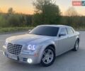 Серый Крайслер 300C, объемом двигателя 3.52 л и пробегом 320 тыс. км за 7500 $, фото 1 на Automoto.ua