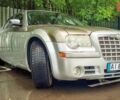 Серый Крайслер 300C, объемом двигателя 2.7 л и пробегом 155 тыс. км за 7999 $, фото 1 на Automoto.ua
