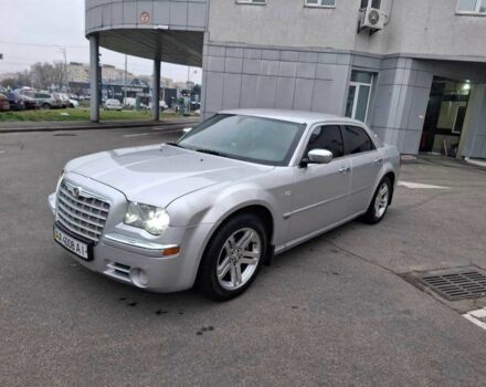 Серый Крайслер 300C, объемом двигателя 2.7 л и пробегом 219 тыс. км за 6500 $, фото 6 на Automoto.ua