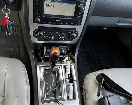Серый Крайслер 300C, объемом двигателя 2.99 л и пробегом 390 тыс. км за 8700 $, фото 9 на Automoto.ua