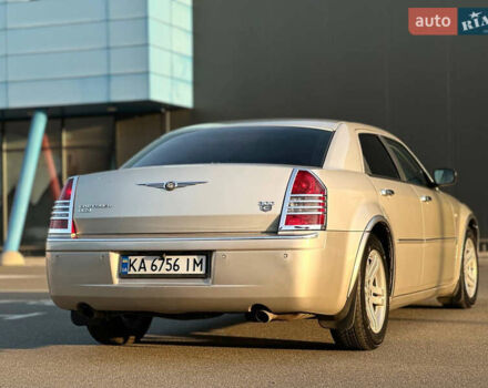 Сірий Крайслер 300C, об'ємом двигуна 2.99 л та пробігом 216 тис. км за 9200 $, фото 13 на Automoto.ua