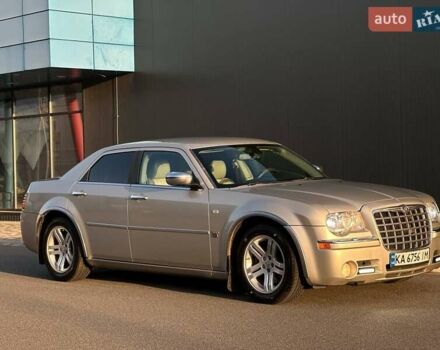 Серый Крайслер 300C, объемом двигателя 2.99 л и пробегом 216 тыс. км за 8900 $, фото 4 на Automoto.ua