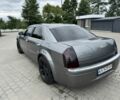 Сірий Крайслер 300C, об'ємом двигуна 3 л та пробігом 280 тис. км за 6500 $, фото 3 на Automoto.ua