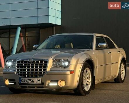 Серый Крайслер 300C, объемом двигателя 2.99 л и пробегом 216 тыс. км за 8900 $, фото 12 на Automoto.ua