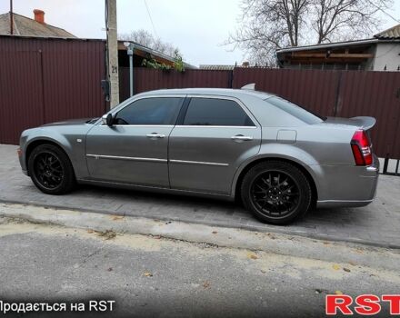 Серый Крайслер 300C, объемом двигателя 2.7 л и пробегом 241 тыс. км за 6800 $, фото 4 на Automoto.ua