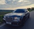 Серый Крайслер 300C, объемом двигателя 2.74 л и пробегом 251 тыс. км за 5500 $, фото 1 на Automoto.ua