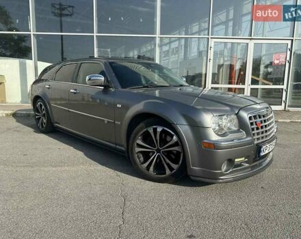 Серый Крайслер 300C, объемом двигателя 2.99 л и пробегом 211 тыс. км за 9400 $, фото 8 на Automoto.ua