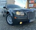 Серый Крайслер 300C, объемом двигателя 2.7 л и пробегом 356 тыс. км за 7700 $, фото 1 на Automoto.ua
