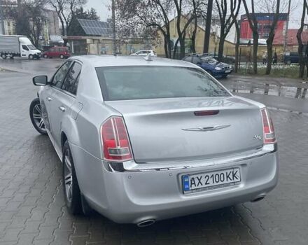Серый Крайслер 300C, объемом двигателя 3 л и пробегом 215 тыс. км за 10500 $, фото 4 на Automoto.ua
