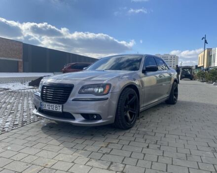 Серый Крайслер 300C, объемом двигателя 3.6 л и пробегом 300 тыс. км за 11800 $, фото 1 на Automoto.ua