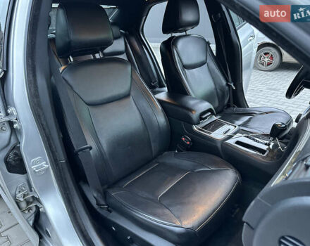 Серый Крайслер 300C, объемом двигателя 5.65 л и пробегом 161 тыс. км за 14800 $, фото 35 на Automoto.ua