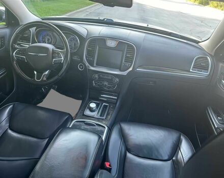 Серый Крайслер 300C, объемом двигателя 3.6 л и пробегом 125 тыс. км за 5500 $, фото 9 на Automoto.ua