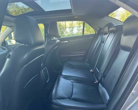 Серый Крайслер 300C, объемом двигателя 3.6 л и пробегом 125 тыс. км за 5500 $, фото 13 на Automoto.ua