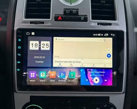 Серый Крайслер 300C, объемом двигателя 5.65 л и пробегом 328 тыс. км за 8999 $, фото 29 на Automoto.ua