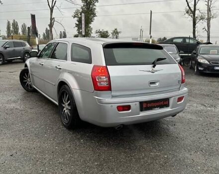 Сірий Крайслер 300C, об'ємом двигуна 5.65 л та пробігом 328 тис. км за 8999 $, фото 10 на Automoto.ua