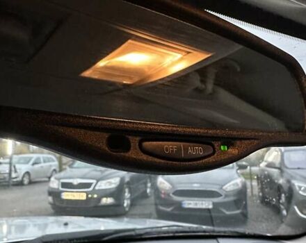 Серый Крайслер 300C, объемом двигателя 5.65 л и пробегом 328 тыс. км за 8999 $, фото 24 на Automoto.ua