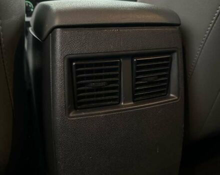 Сірий Крайслер 300C, об'ємом двигуна 5.65 л та пробігом 328 тис. км за 8999 $, фото 37 на Automoto.ua