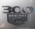 Серый Крайслер 300C, объемом двигателя 5.7 л и пробегом 350 тыс. км за 8938 $, фото 7 на Automoto.ua