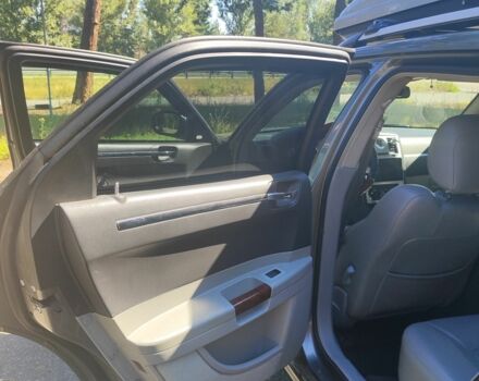 Крайслер 300C 2007 в Киеве на Automoto.ua Серый Крайслер 300C, объемом двигателя 3 л и пробегом 317 тыс. км за 8084 $, фото 10 на Automoto.ua