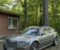 Серый Крайслер 300C, объемом двигателя 3.5 л и пробегом 260 тыс. км за 6000 $, фото 1 на Automoto.ua